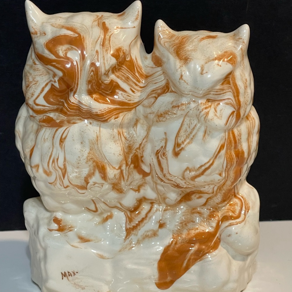 Handmade Alabama Clay  Owls orange/white Swirl Design Signed Max Vtg (T35)